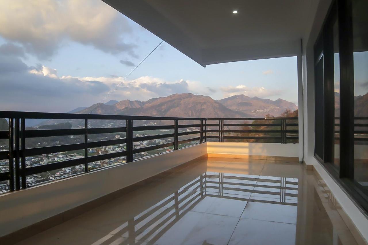 Oyo 30488 Satkar Hotel Pithoragarh Экстерьер фото